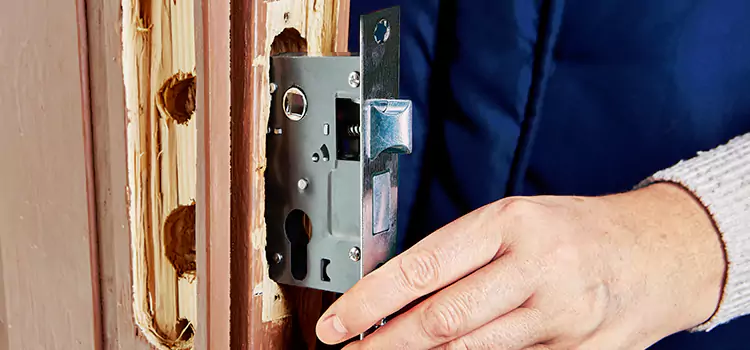 Garage Door Lock Replacement Plant City