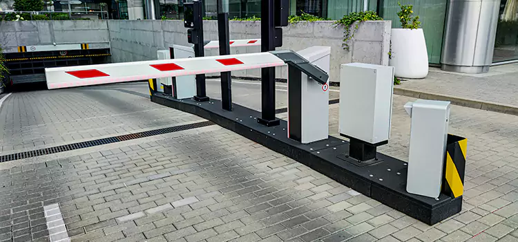 Custom Gate Design & Integration Plant City